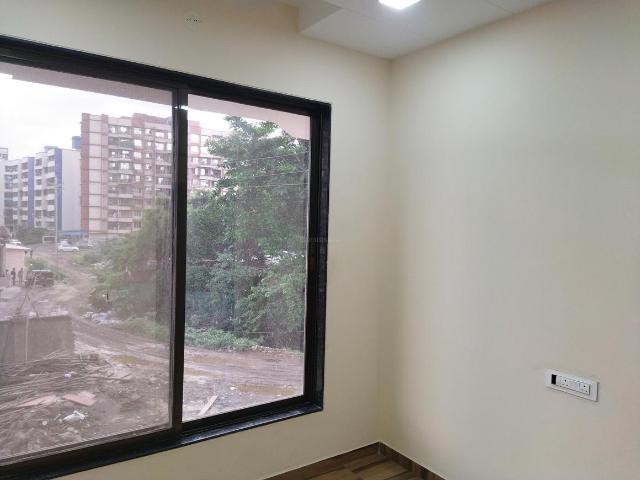 1 BHK Apartment in Kasarvadavali for rent Thane. The reference number is 18602601