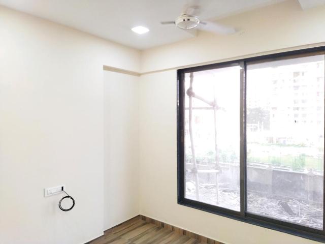 1 BHK Apartment in Kasarvadavali for rent Thane. The reference number is 18749016