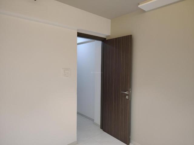 1 BHK Apartment in Kasarvadavali for rent Thane. The reference number is 18885692