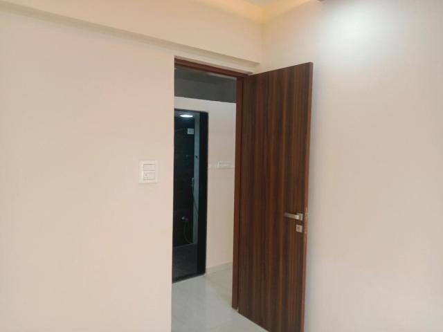 1 BHK Apartment in Kasarvadavali for rent Thane. The reference number is 19058188