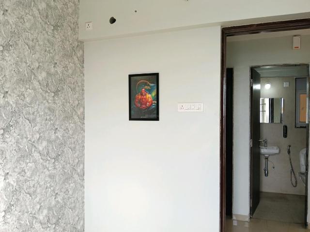 1 BHK Apartment in Kasarvadavali for rent Thane. The reference number is 19336919