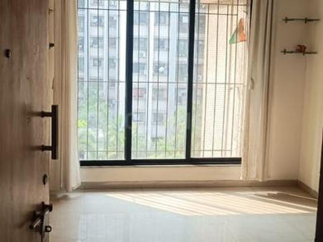1 BHK Apartment in Kasarvadavali for rent Thane. The reference number is 19557075