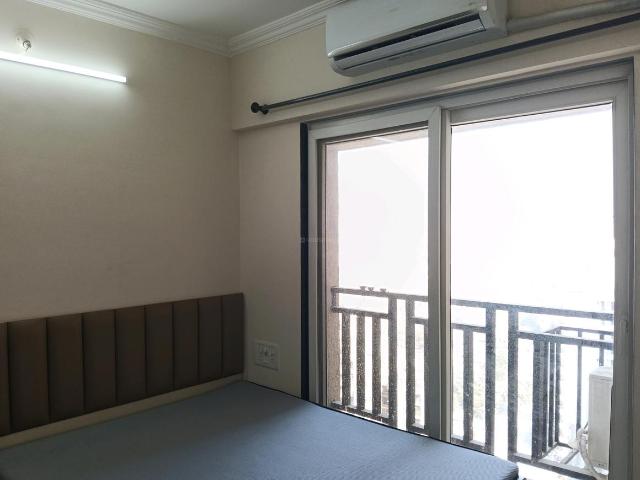 1 BHK Apartment in Kasarvadavali for rent Thane. The reference number is 19653351