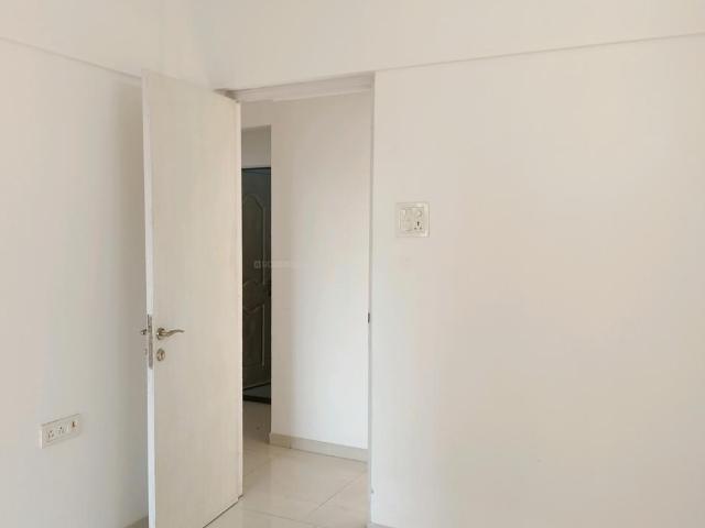 1 BHK Apartment in Kasarvadavali for rent Thane. The reference number is 19680282
