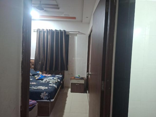 1 BHK Apartment in Kasarvadavali for rent Thane. The reference number is 19743478