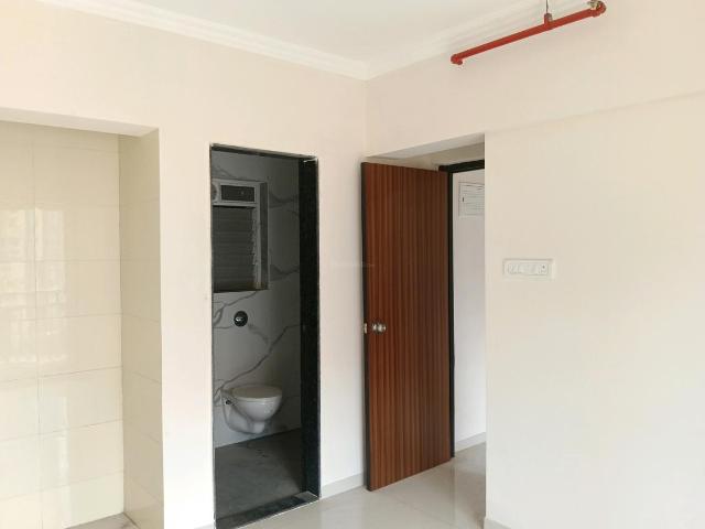 1 BHK Apartment in Kasarvadavali for rent Thane. The reference number is 19791315
