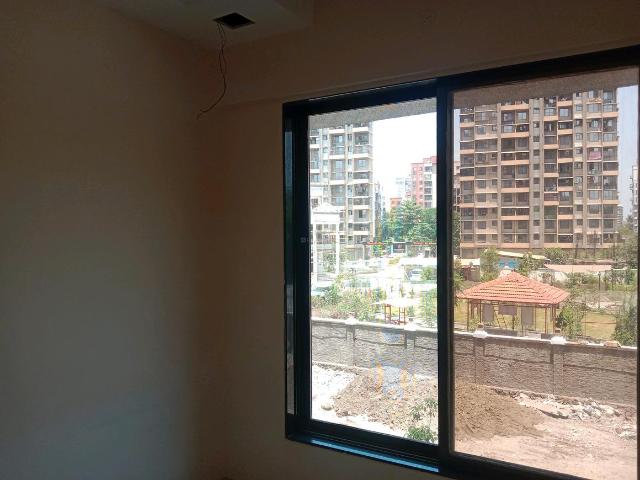 1 BHK Apartment in Kasarvadavali for rent Thane. The reference number is 19863134