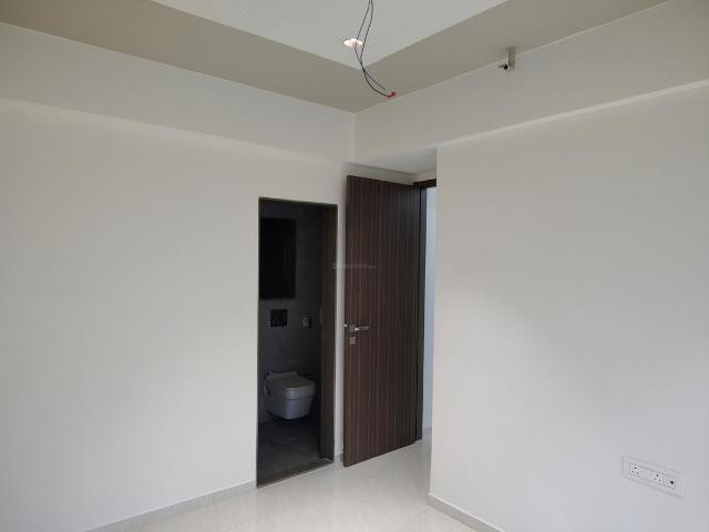 1 BHK Apartment in Kasarvadavali for rent Thane. The reference number is 19872952
