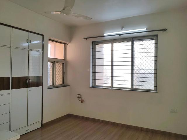 1 BHK Apartment in Kasarvadavali for rent Thane. The reference number is 19884526