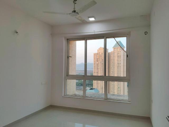 1 BHK Apartment in Kasarvadavali for rent Thane. The reference number is 19884816