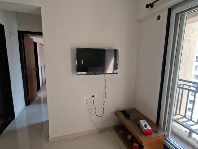 1 BHK Apartment in Kasarvadavali for rent Thane. The reference number is 19965128