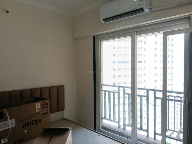 1 BHK Apartment in Kasarvadavali for rent Thane. The reference number is 19983642