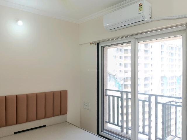 1 BHK Apartment in Kasarvadavali for rent Thane. The reference number is 19983731