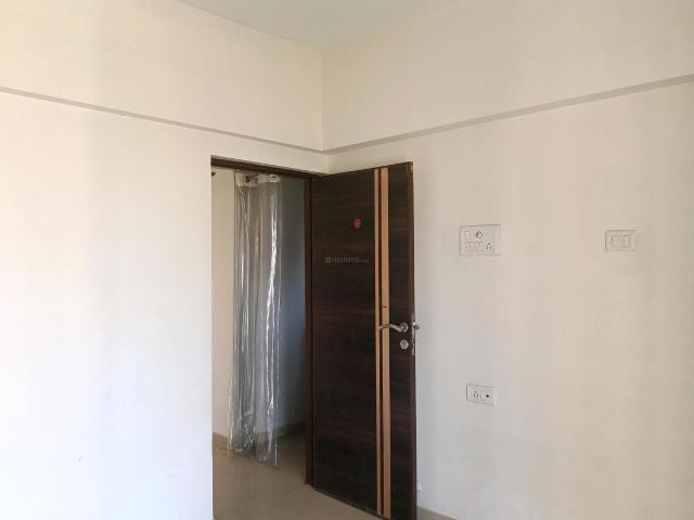 1 BHK Apartment in Kasarvadavali for rent Thane. The reference number is 19995485