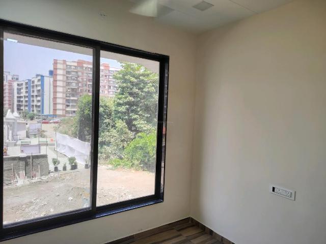 1 BHK Apartment in Kasarvadavali for rent Thane. The reference number is 19906741