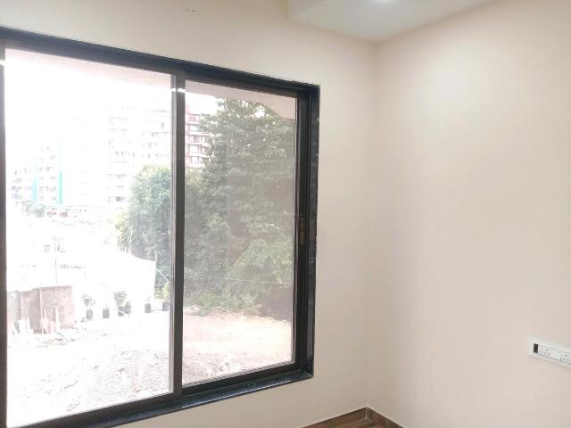 1 BHK Apartment in Kasarvadavali for rent Thane. The reference number is 19912505
