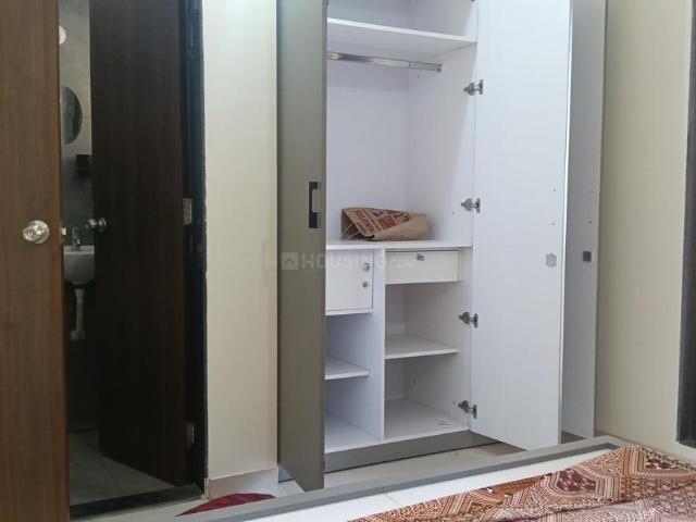 1 BHK Apartment in Kasarvadavali for rent Thane. The reference number is 19937160