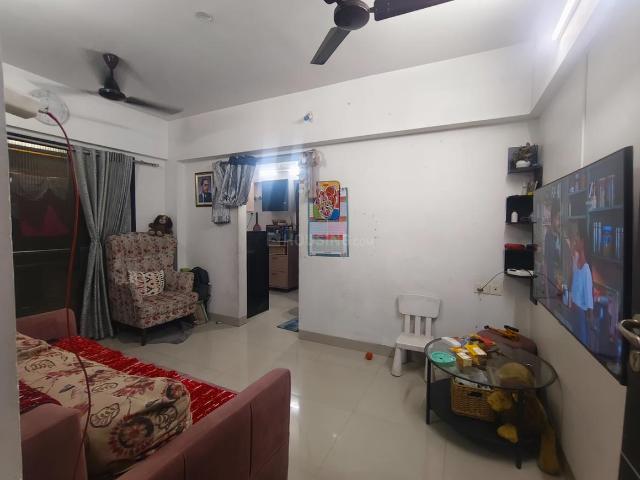 1 BHK Apartment in Kasarvadavali for rent Thane. The reference number is 20098016