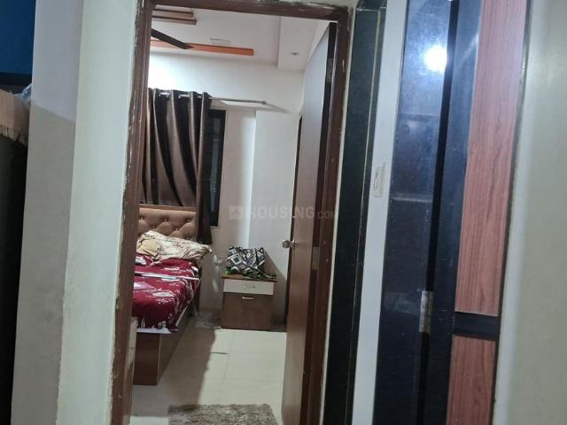 1 BHK Apartment in Kasarvadavali for rent Thane. The reference number is 20000475