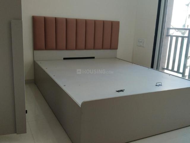 1 BHK Apartment in Kasarvadavali for rent Thane. The reference number is 20003932