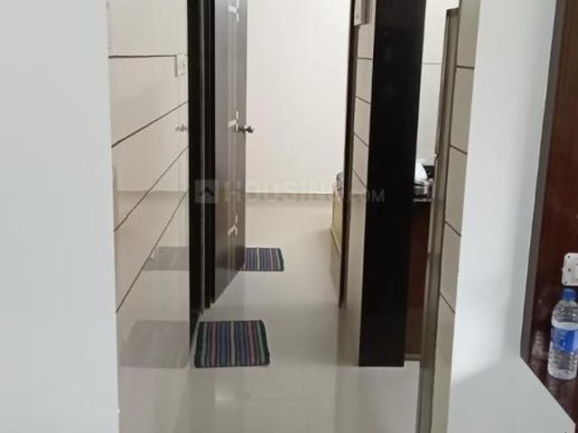 1 BHK Apartment in Kasarvadavali for rent Thane. The reference number is 20153545