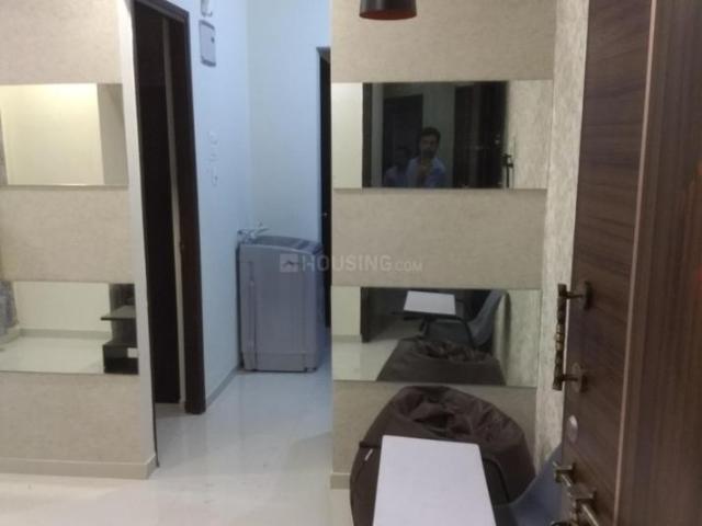 1 BHK Apartment in Kasarvadavali for rent Thane. The reference number is 20168634