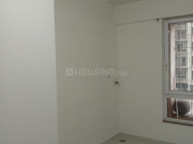 1 BHK Apartment in Kasarvadavali for rent Thane. The reference number is 20186598