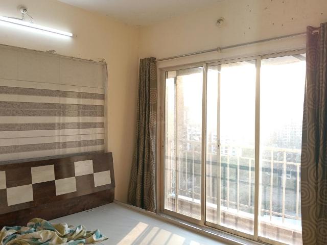 1 BHK Apartment in Kasarvadavali for rent Thane. The reference number is 20113609