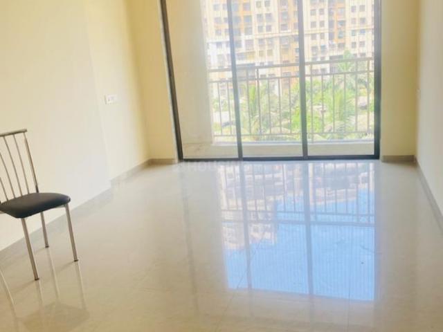 1 BHK Apartment in Kasarvadavali for rent Thane. The reference number is 20136040