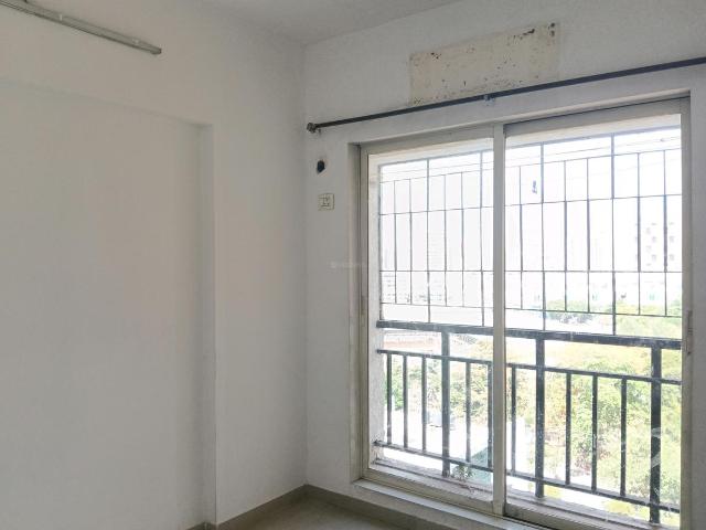 1 BHK Apartment in Kasarvadavali for rent Thane. The reference number is 20507880