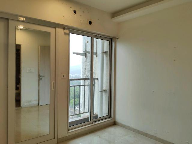 1 BHK Apartment in Kasarvadavali for resale Thane. The reference number is 19570637