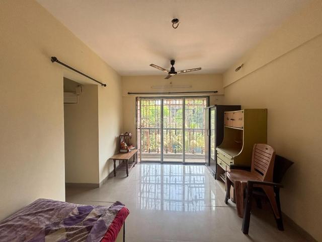 1 BHK Apartment in Kasarvadavali for resale Thane. The reference number is 20520010