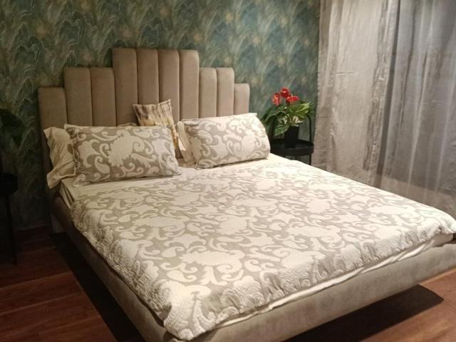1 BHK Apartment in Kasarvadavali for resale Thane. The reference number is 20701087