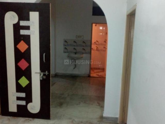 1 BHK Apartment in Keshtopur for rent Kolkata. The reference number is 16000873