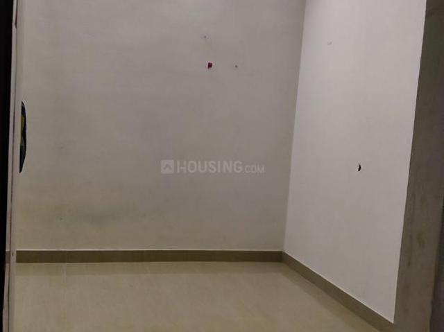 1 BHK Apartment in Keshtopur for rent Kolkata. The reference number is 19935275