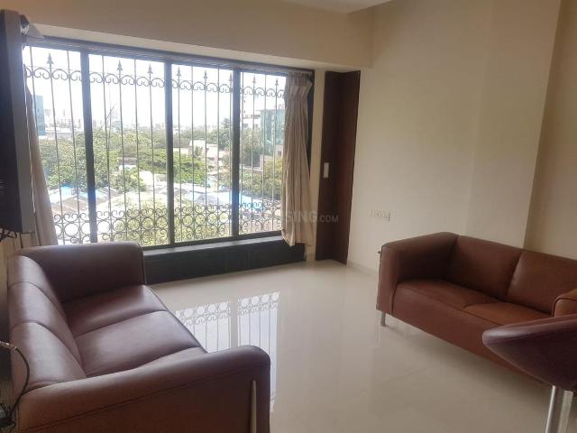 1 BHK Apartment in Khar West for rent Mumbai. The reference number is 19755630