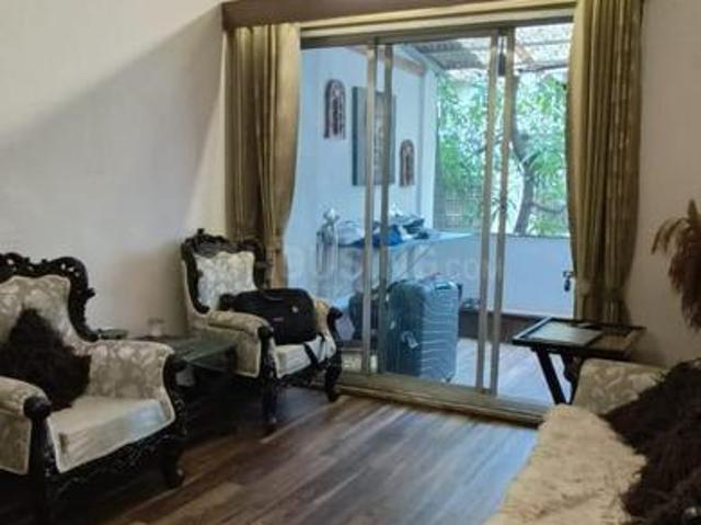1 BHK Apartment in Khar West for rent Mumbai. The reference number is 20285997