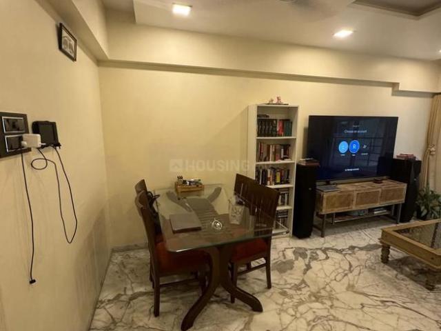 1 BHK Apartment in Khar West for resale Mumbai. The reference number is 19035949