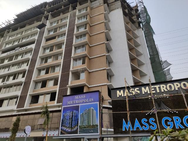 1 BHK Apartment in Kurla East for resale Mumbai. The reference number is 11211403