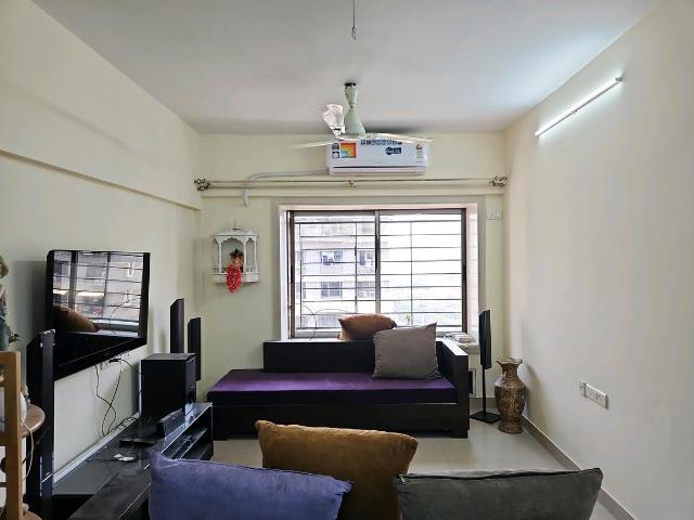 1 BHK Apartment in Kurla East for resale Mumbai. The reference number is 12779693