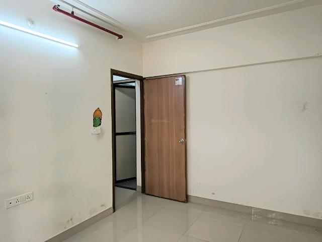 1 BHK Apartment in Kurla East for resale Mumbai. The reference number is 18398268