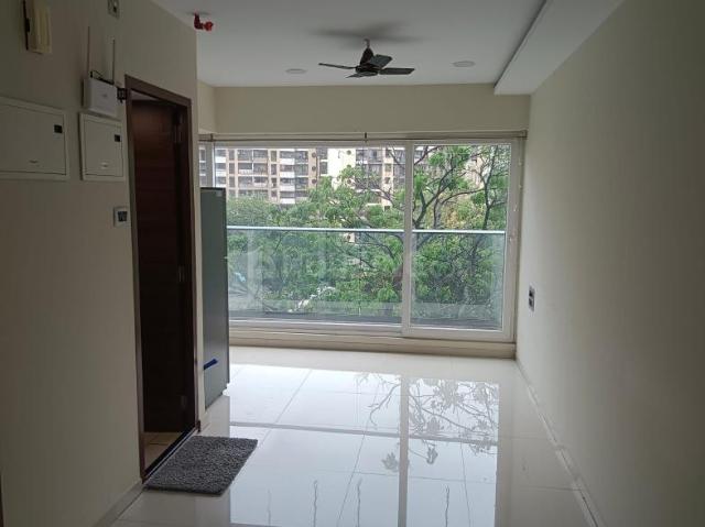 1 BHK Apartment in Kurla East for resale Mumbai. The reference number is 18596889