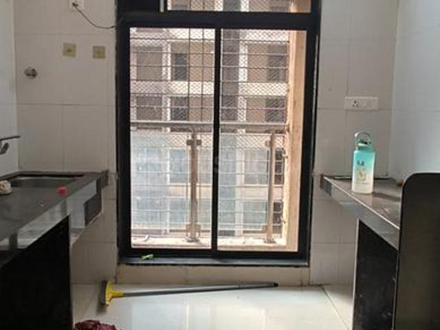 1 BHK Apartment in Kurla West for rent Mumbai. The reference number is 20435524
