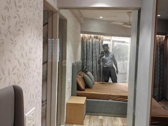 1 BHK Apartment in Kurla West for resale Mumbai. The reference number is 19348498
