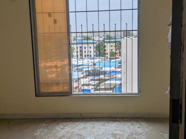 1 BHK Apartment in Kurla West for resale Mumbai. The reference number is 20661214