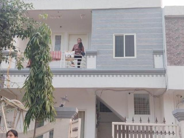 1 BHK Apartment in Hoshangabad Road for rent Bhopal. The reference number is 9540100