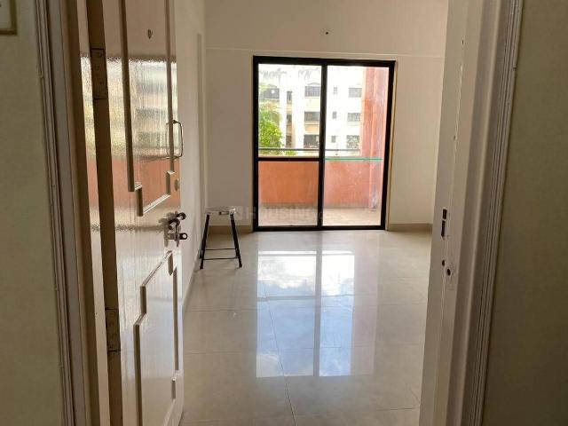 1 BHK Apartment in Hadapsar for rent Pune. The reference number is 20438404