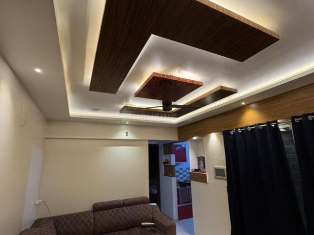 1 BHK Apartment in Hadapsar for resale Magarpatta Road. The reference number is 17464621