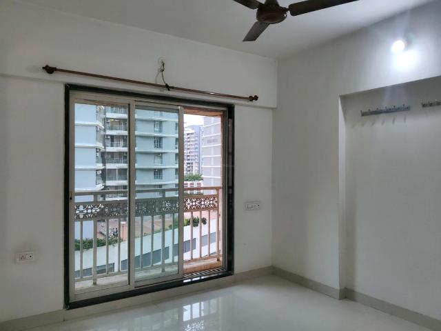 1 BHK Apartment in Hiranandani Estate for resale Thane. The reference number is 20429429