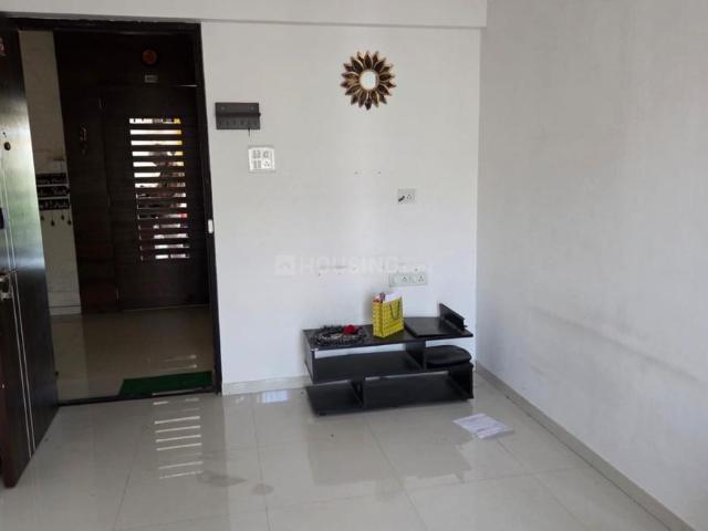 1 BHK Apartment in Hiranandani Estate for resale Thane. The reference number is 20645461